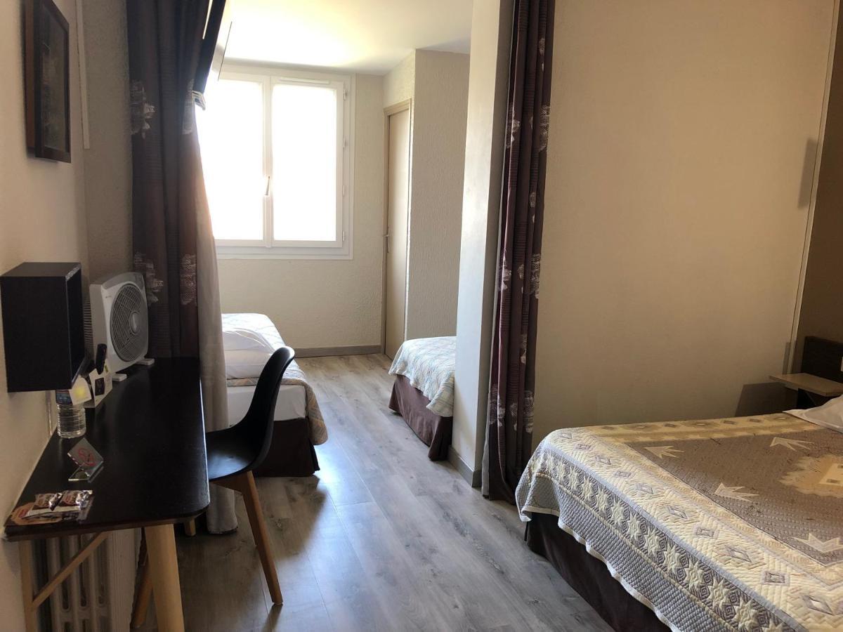 Logis Hotel Le Clement V Roquemaure  Kültér fotó