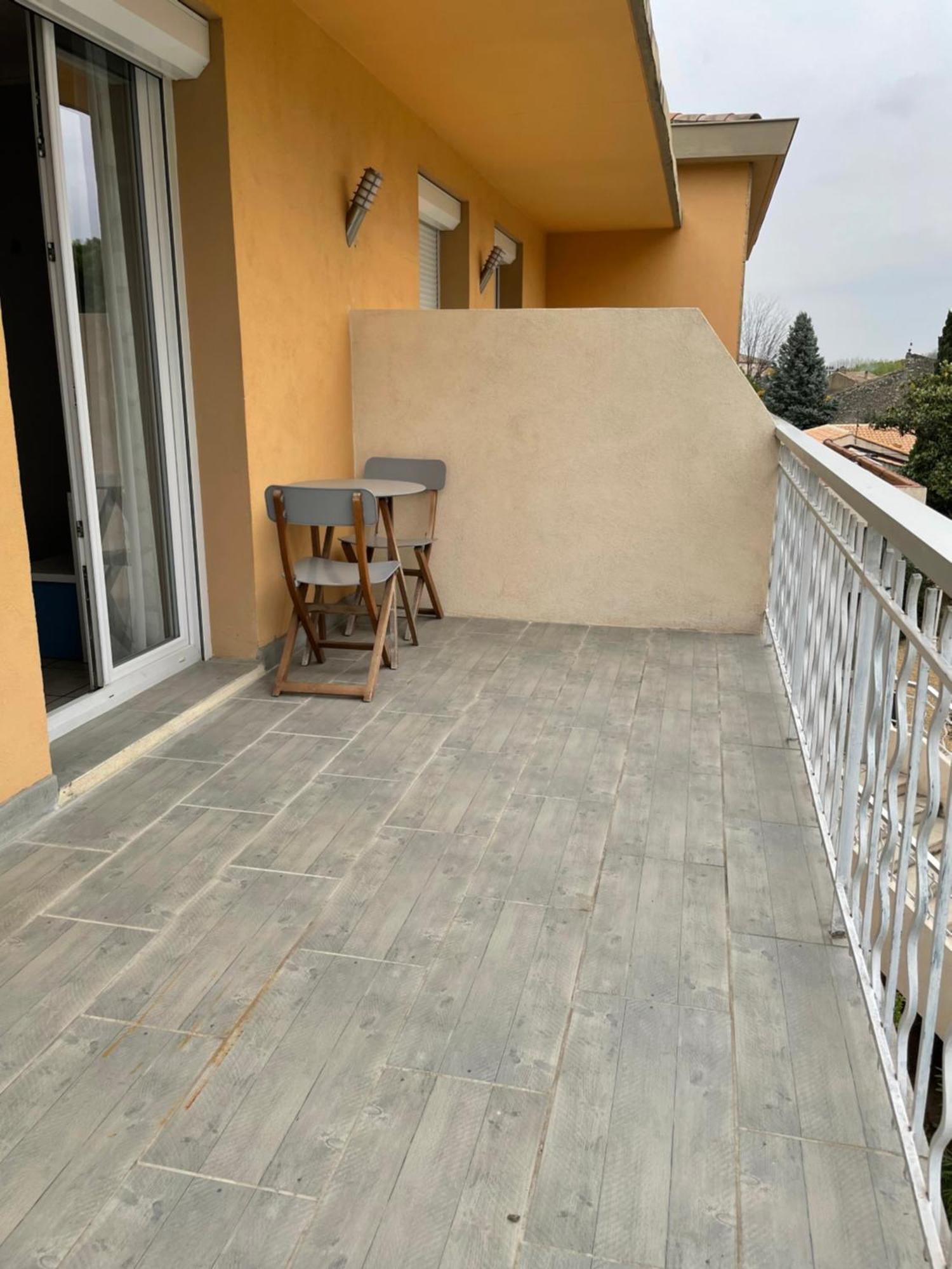 Logis Hotel Le Clement V Roquemaure  Kültér fotó